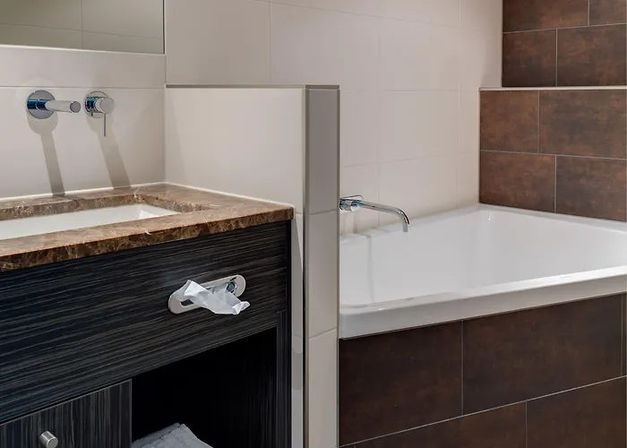 Fletcher Landgoed Holthurnsche Hof Отель Берг-эн-Даль